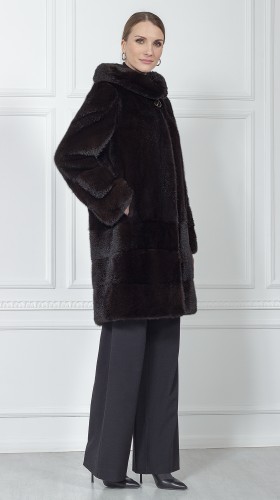 Шуба из меха норки