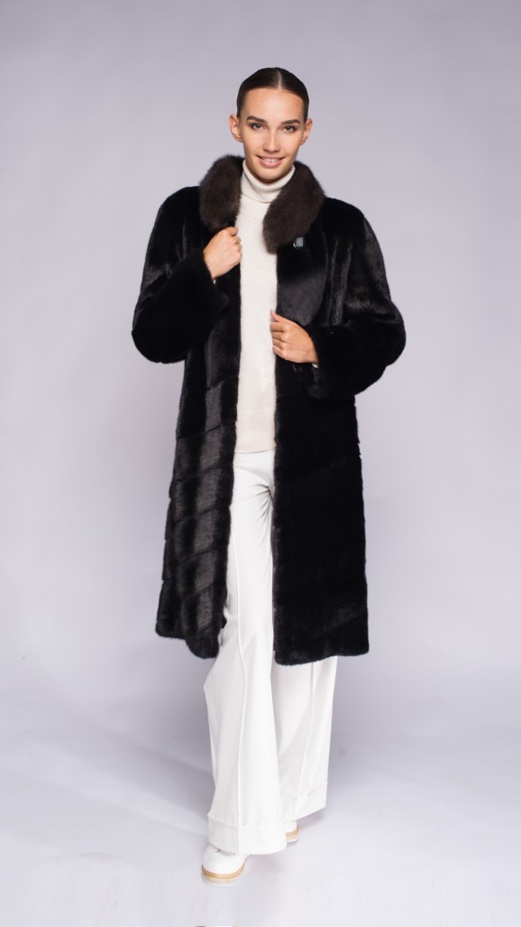 Шуба из меха норки