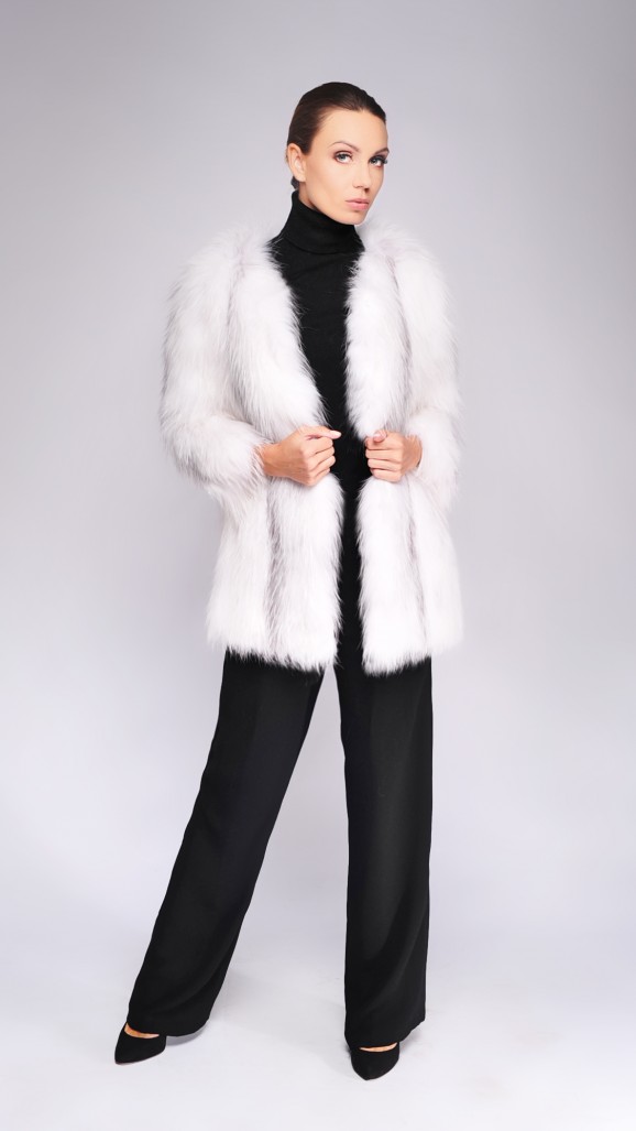 Жакет из меха лисы