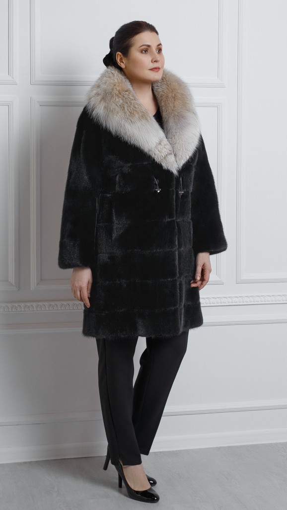 Шуба из меха норки