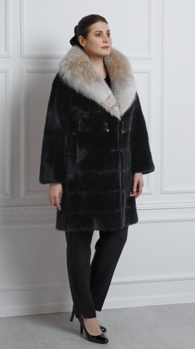 Шуба из меха норки