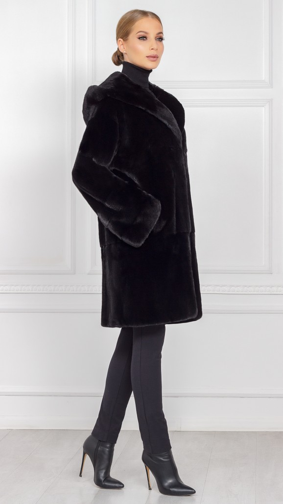 Шуба из меха норки