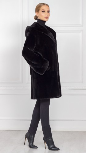 Шуба из меха норки