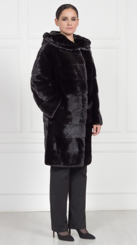 Шуба из меха норки