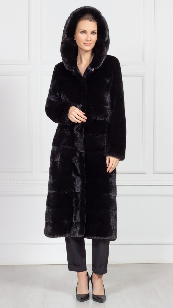 Шуба из меха норки