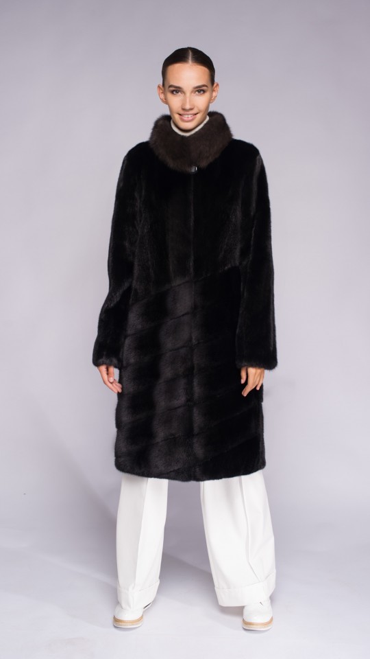 Шуба из меха норки