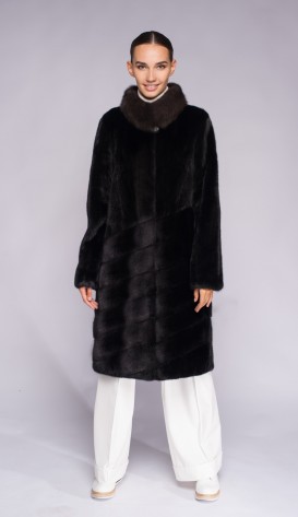 Шуба из меха норки