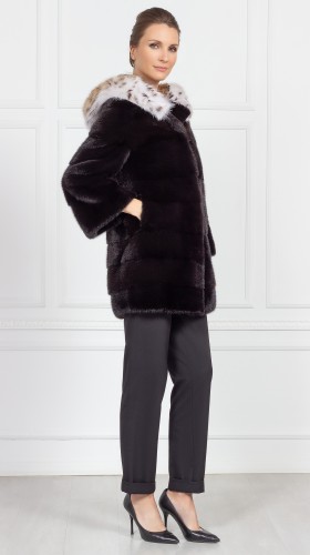 Шуба из меха норки