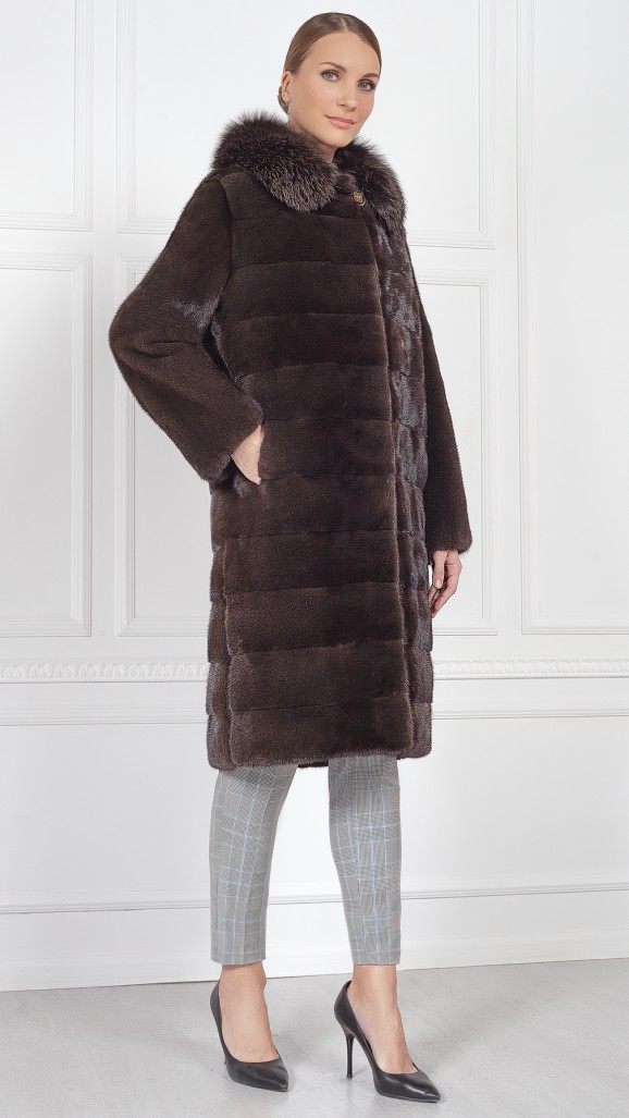 Шуба из меха норки