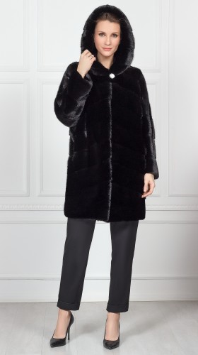 Шуба из меха норки