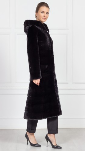 Шуба из меха норки