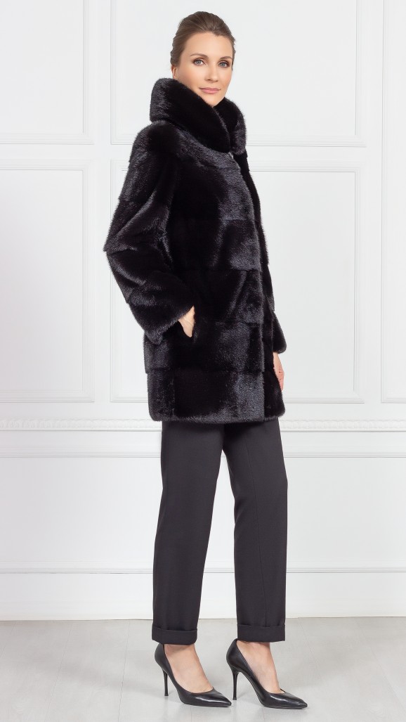 Шуба из меха норки