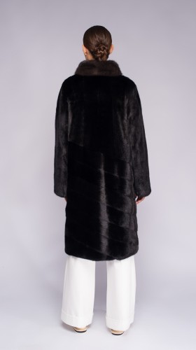 Шуба из меха норки