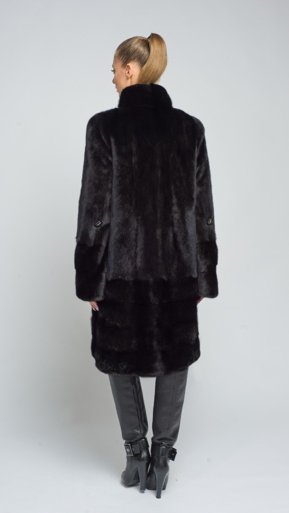 Шуба из меха норки