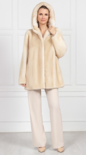 Шуба из меха норки