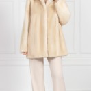 Шуба из меха норки