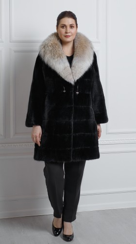 Шуба из меха норки