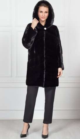 Шуба из меха норки