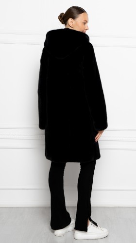 Шуба из меха норки