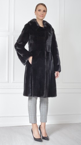 Шуба из меха норки
