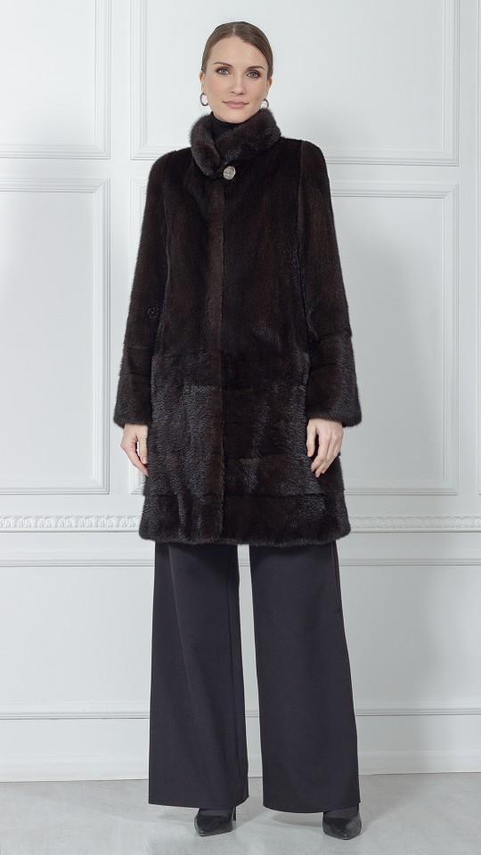 Шуба из меха норки